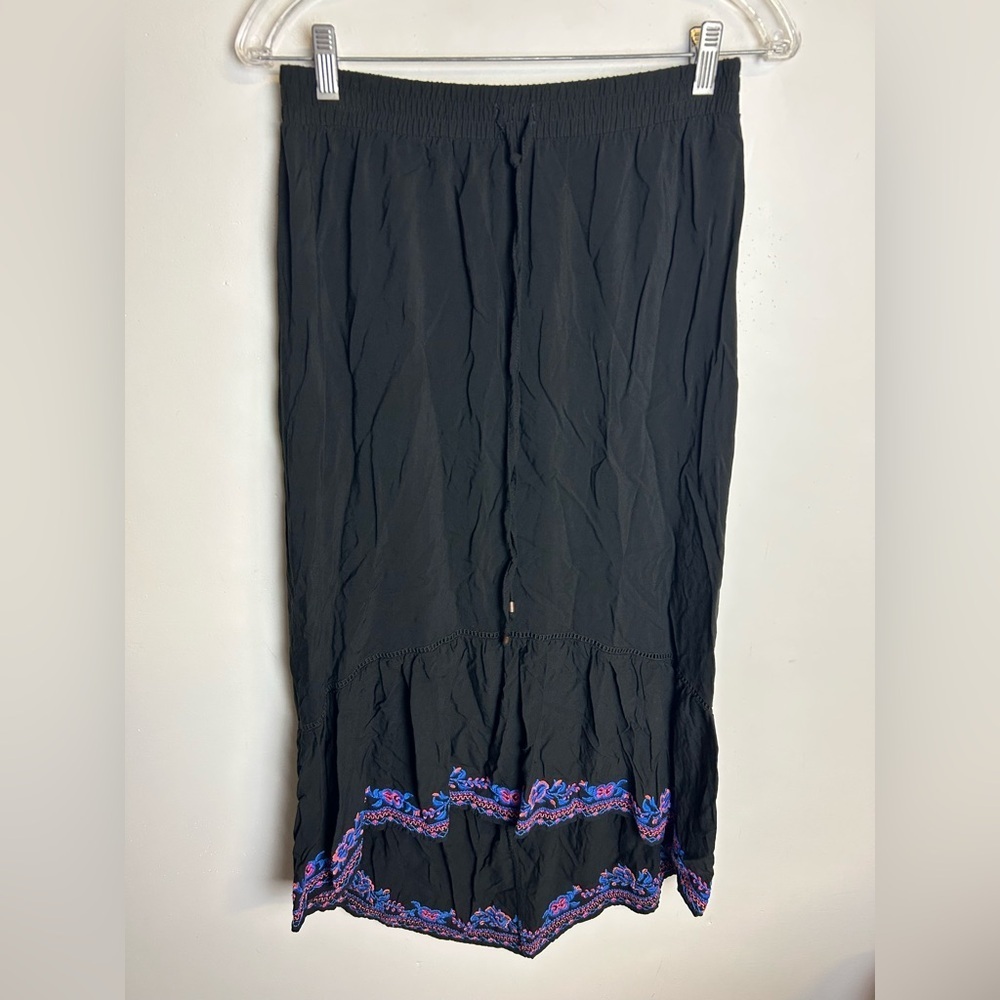 Time and Tru Black Midi Skirt Size S Western Boho elastic waist Cowgirl
